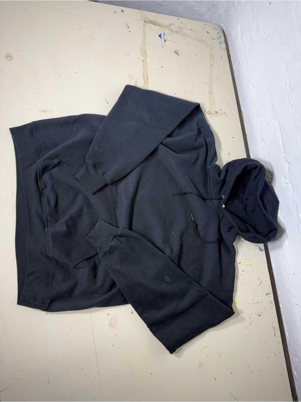 Men's Black Pullover Hoodie - Classic Casual Hooded Sweatshirt - Hanes